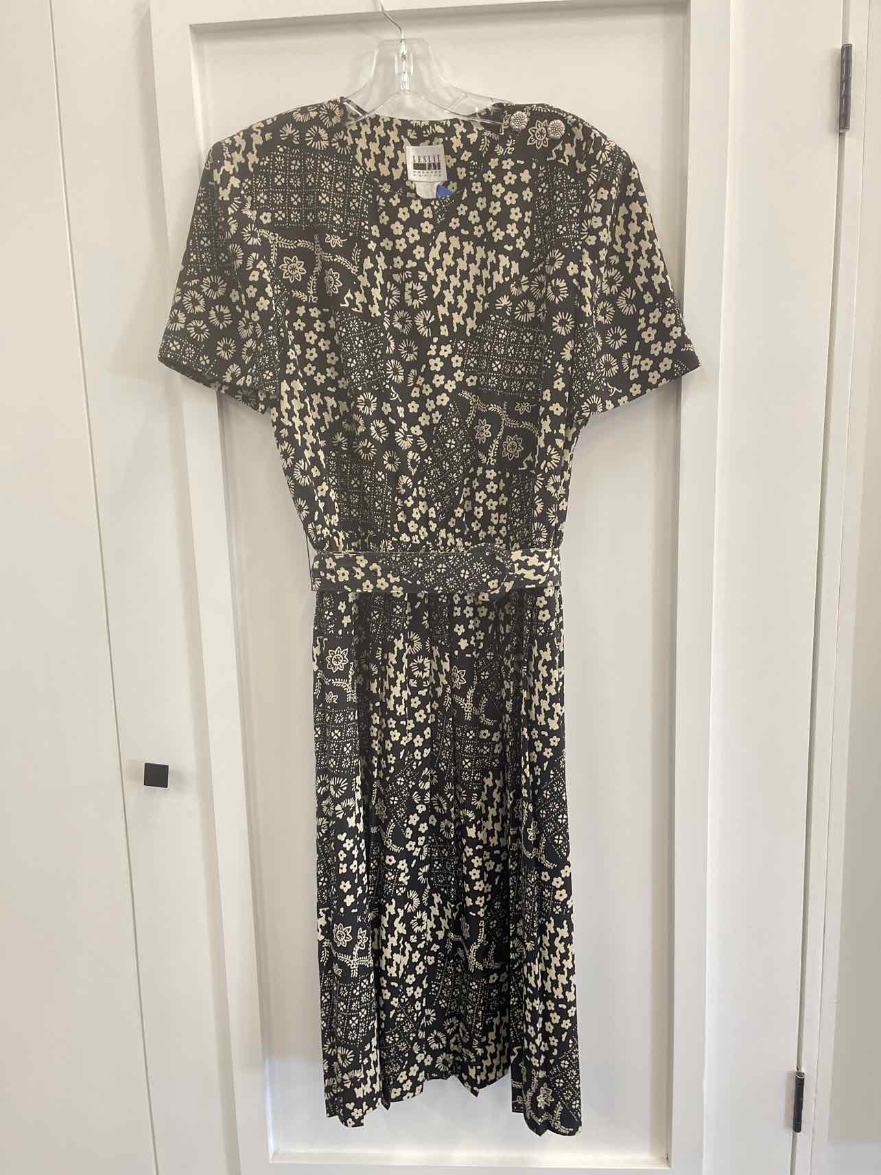 Leslie Fay Size 10 Black Preloved Dress – Sweet Repeats