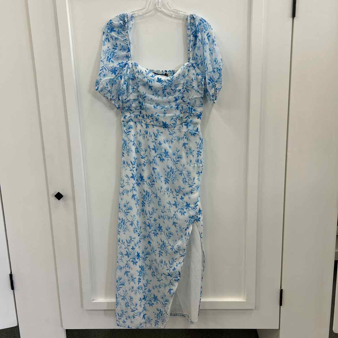 French Connection Size M White Blue Preloved Dress