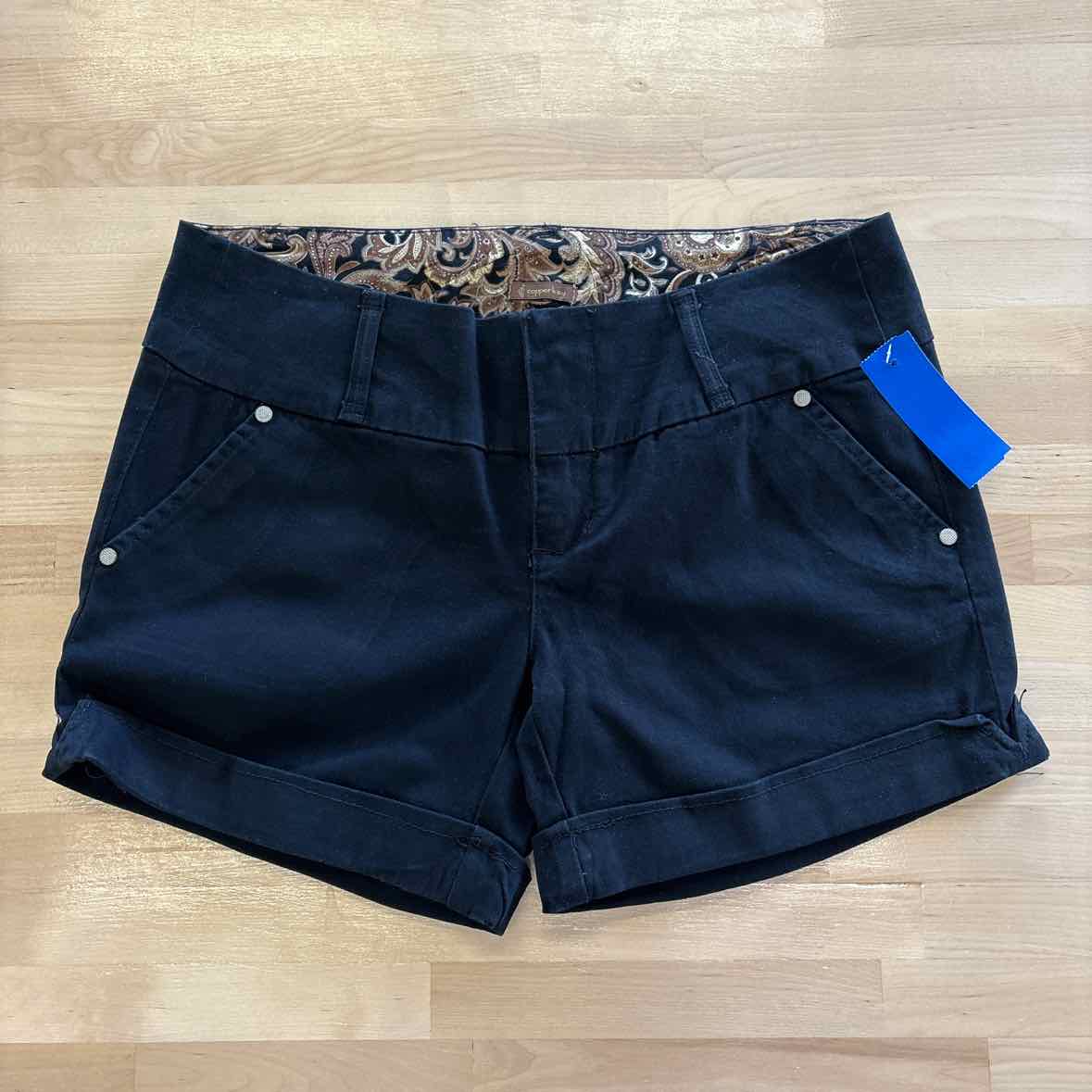 Copper Key Size 7 Black Shorts