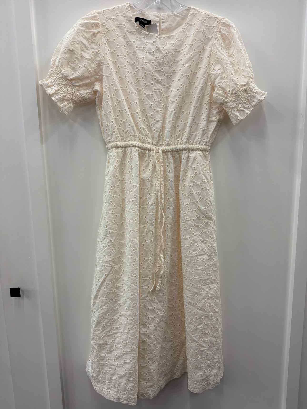 Alfani Size PP White New Dress Sweet Repeats Alfani Size PP White New Dress Sweet Repeats