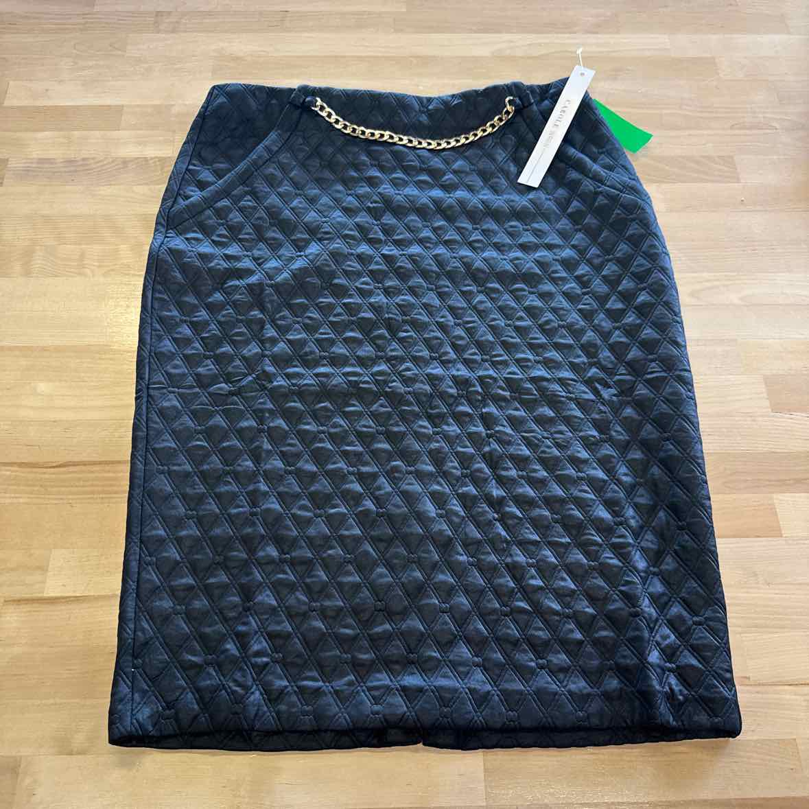 Carole Wren Size M Black Skirt