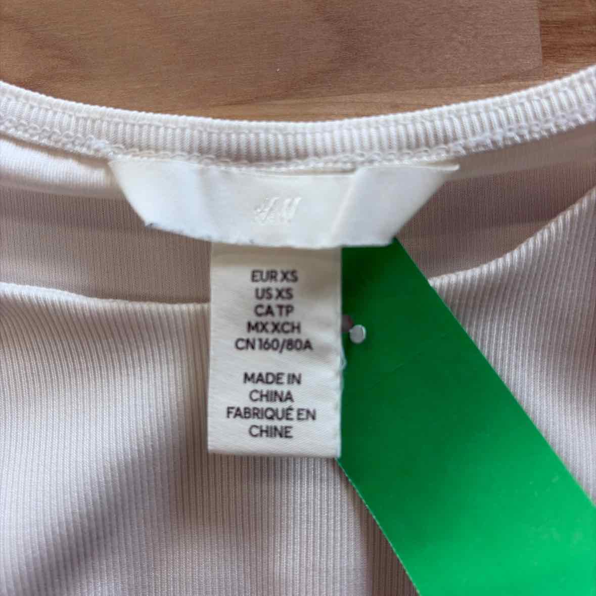 H&M Size XS White Preloved Bodysuit