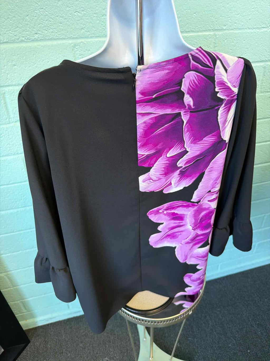 Alfani Size PM Black & Violet Blouse