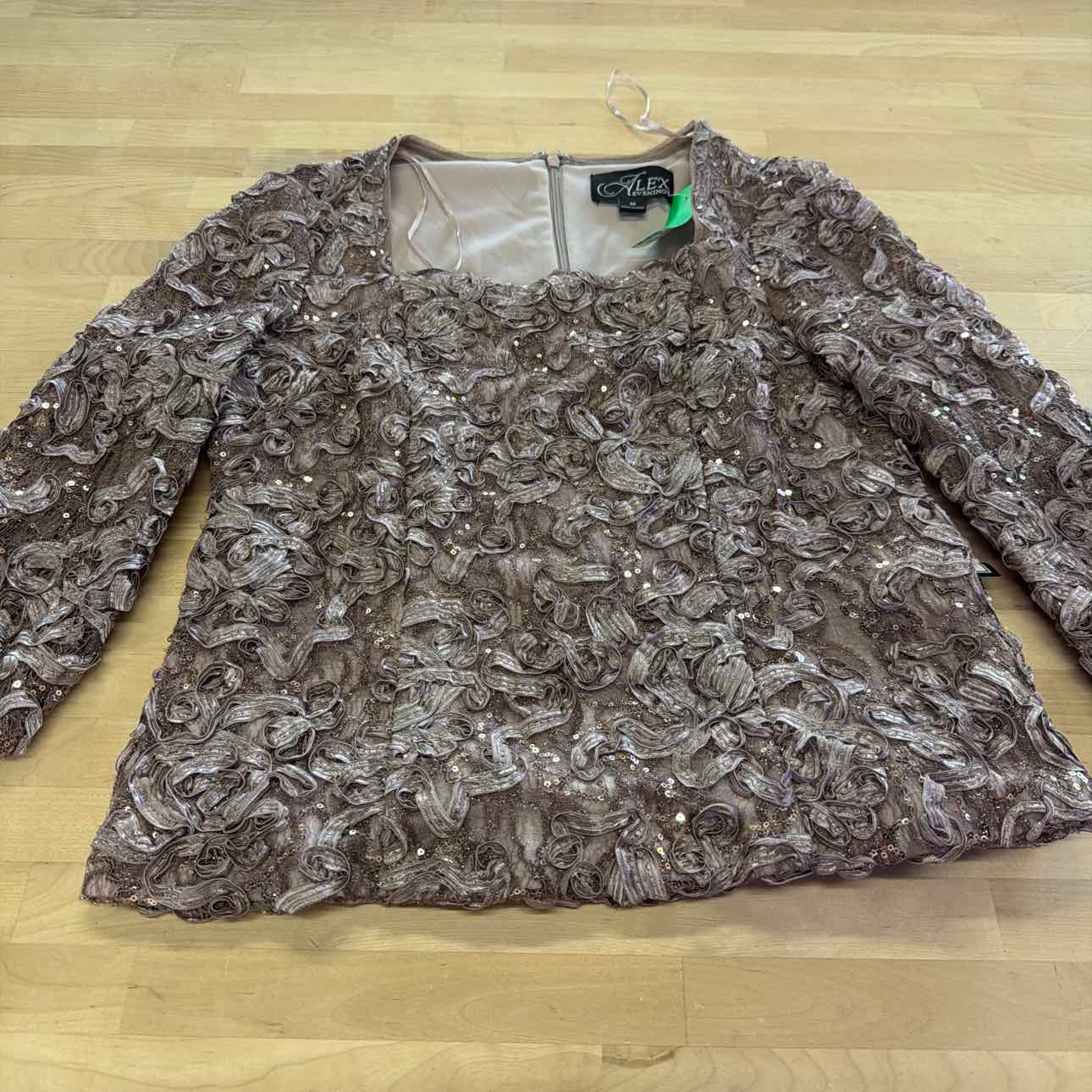 Alex Evenings Women's Soutache Lace 3/4-Sleeve Top - Mink