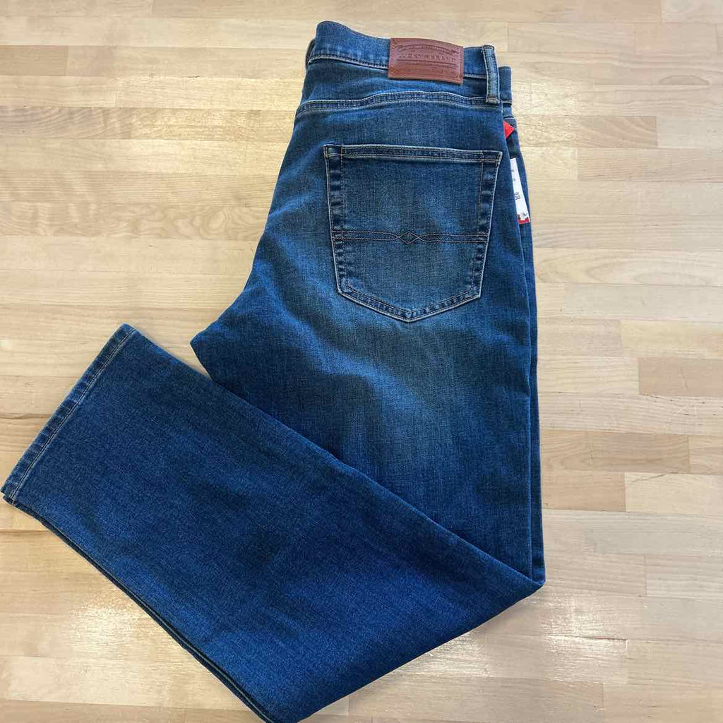 Lucky Brand Size 34x30 410 Athletic Straight Blue MENS Jeans NWT