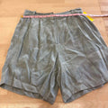96 degrees Size 10 Green Shorts