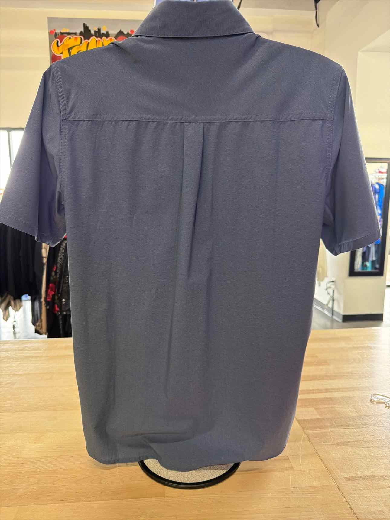 Outdoor Research Size M Blue MENS Button Down Shirt