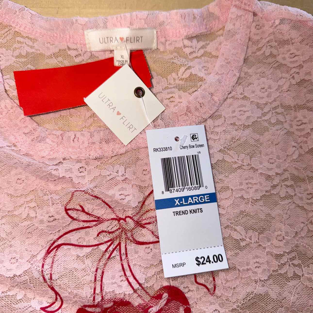 Ultra Flirt Juniors' Graphic Lace Tee - Ballet Slipper