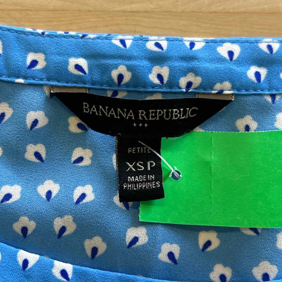 Banana Republic Size XS Blue Preloved Blouse SS