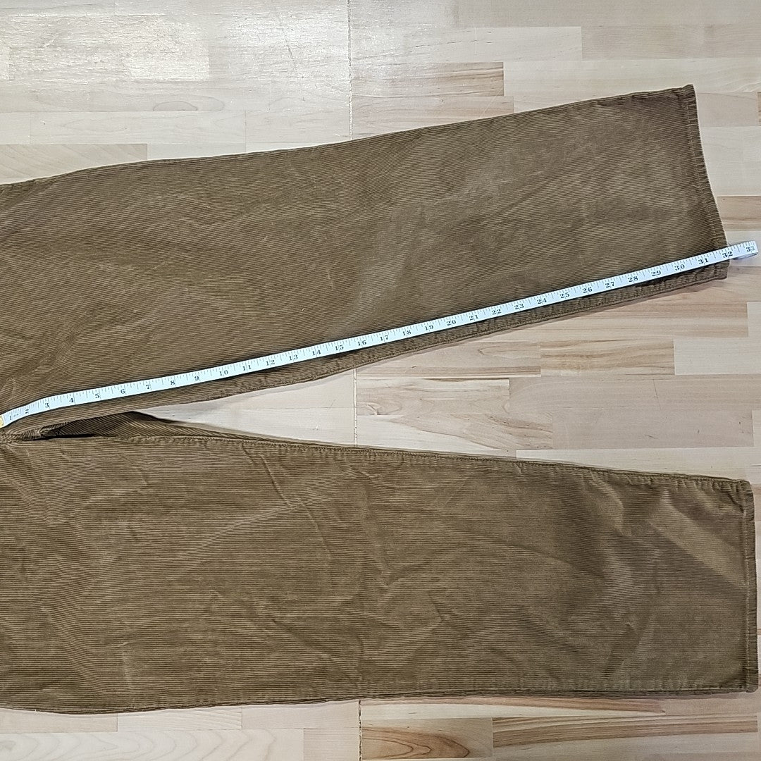 Levi's Women's '94 Baggy Cotton Mid-Rise Corduroy Pants