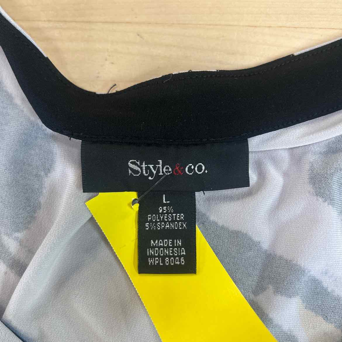 Style & Co. Size L White Black Preloved Blouse LS