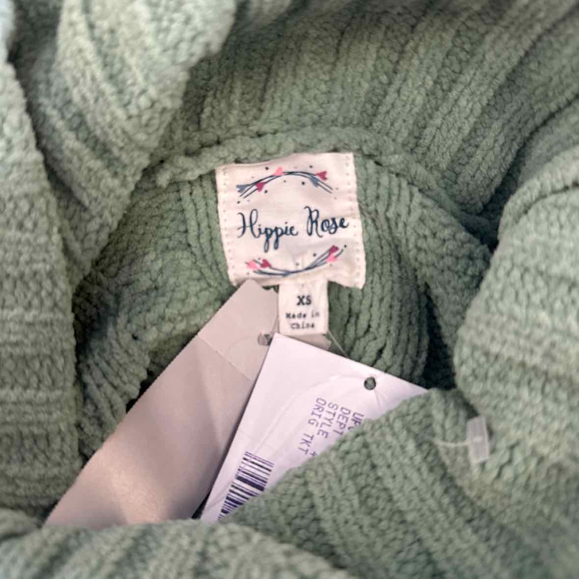 Hippe Rose Juniors' Cropped Cable-Knit Turtleneck Sweater - Irish Green