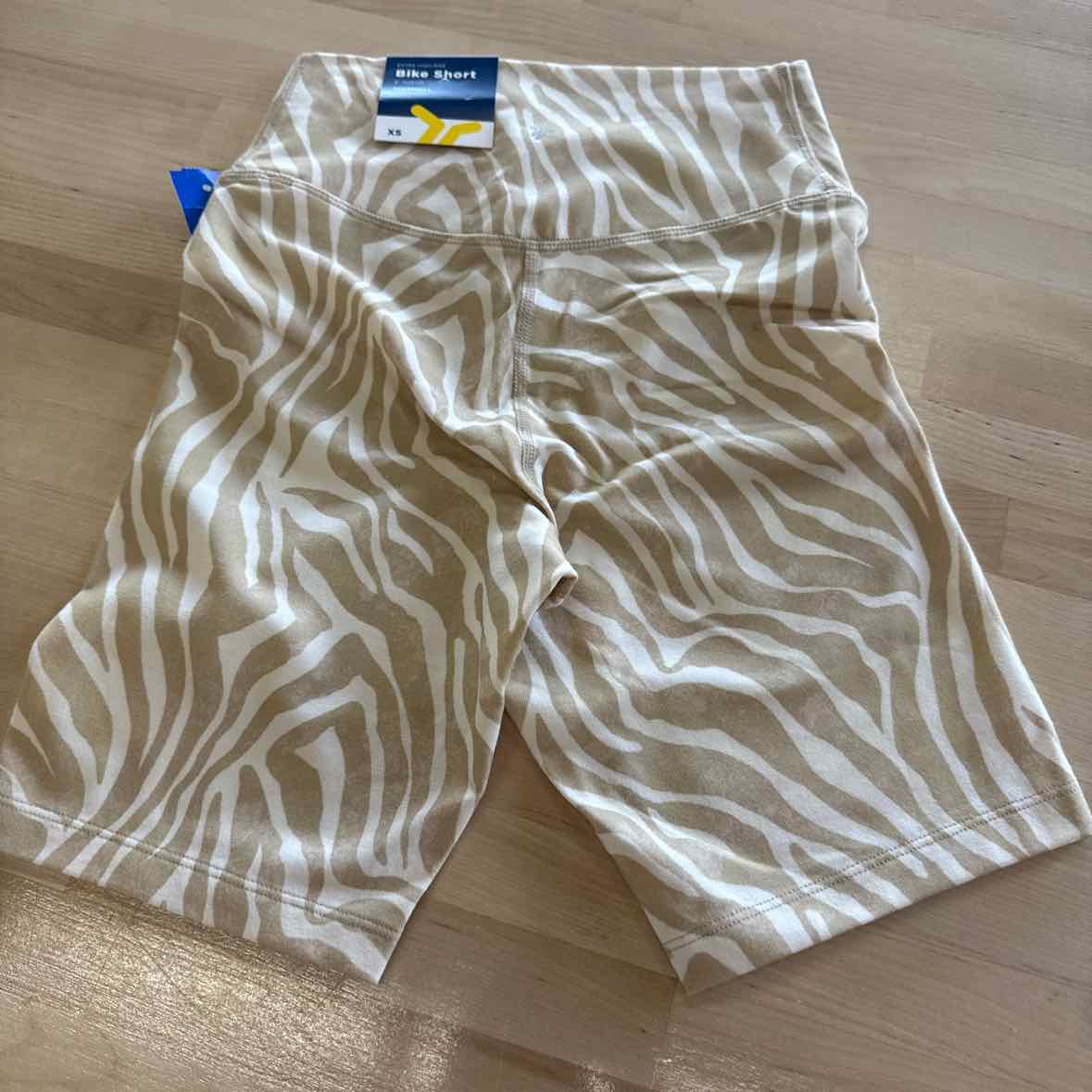 Old Navy Size XS Tan Biker Shorts