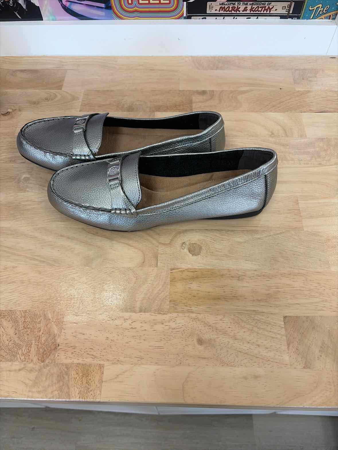 Giani Bernini Size 10 Women's Dailyn Memory Foam Slip on Loafers