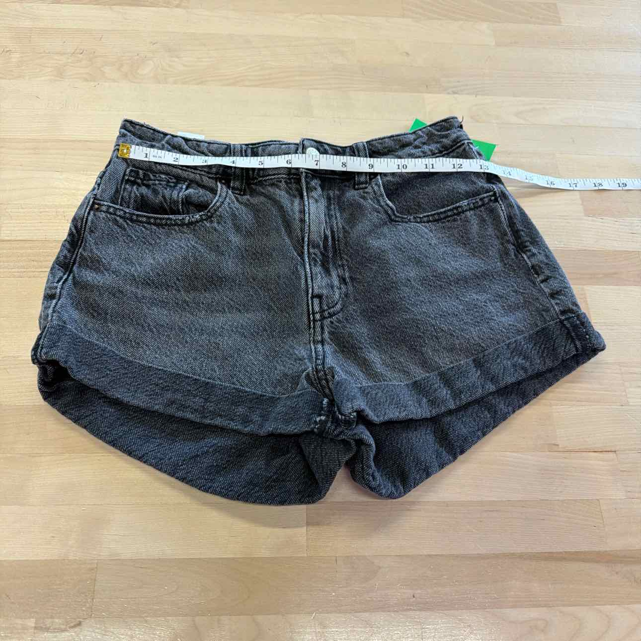 Pacsun Women Size 26 Gray Denim Preloved Shorts