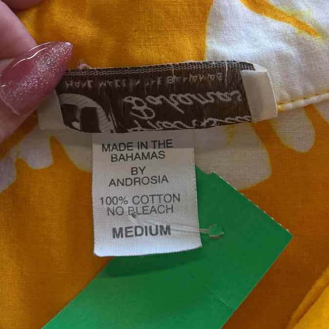 Size M Yellow Preloved MENS Button Down Shirt