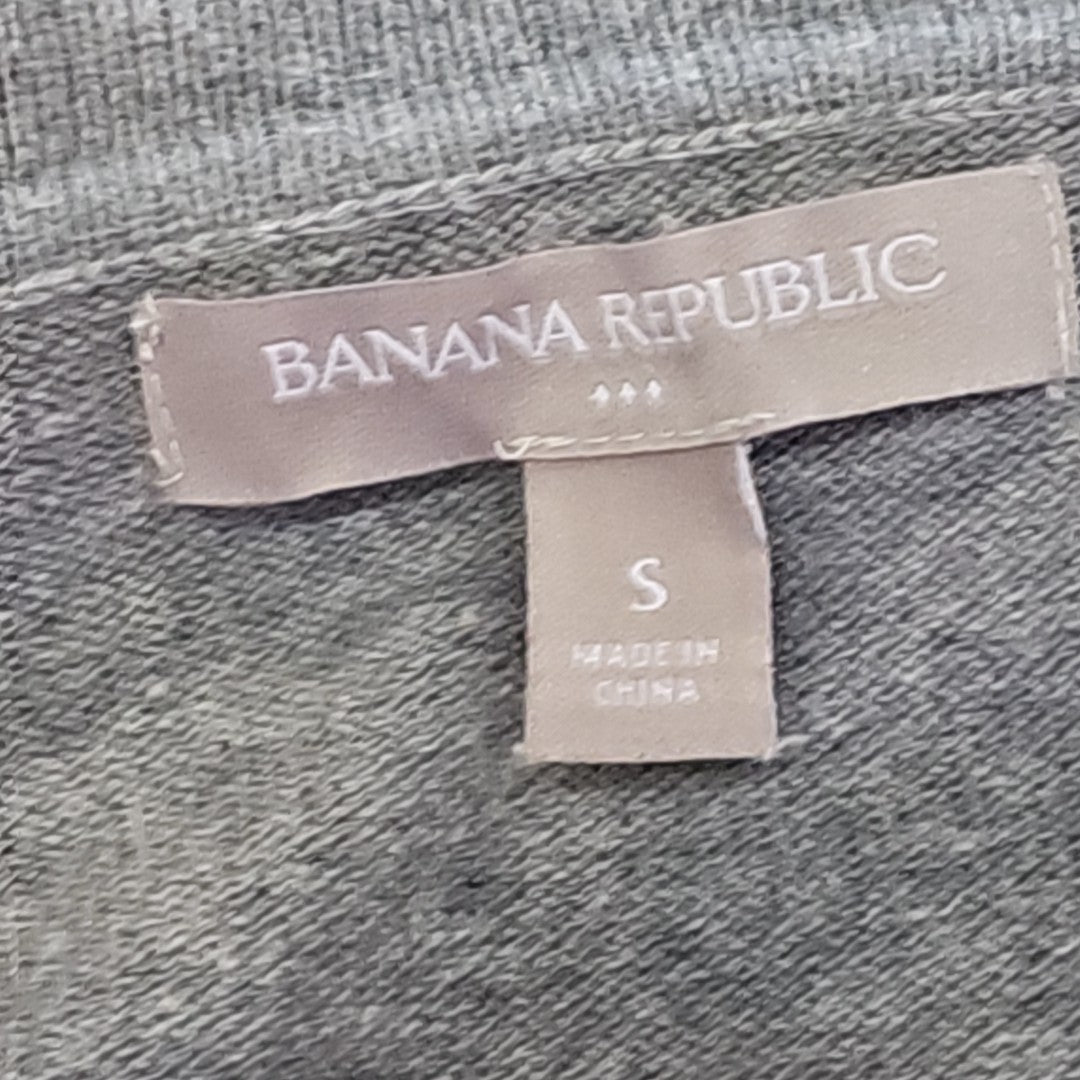 Banana Republic Size S Gray Sweater