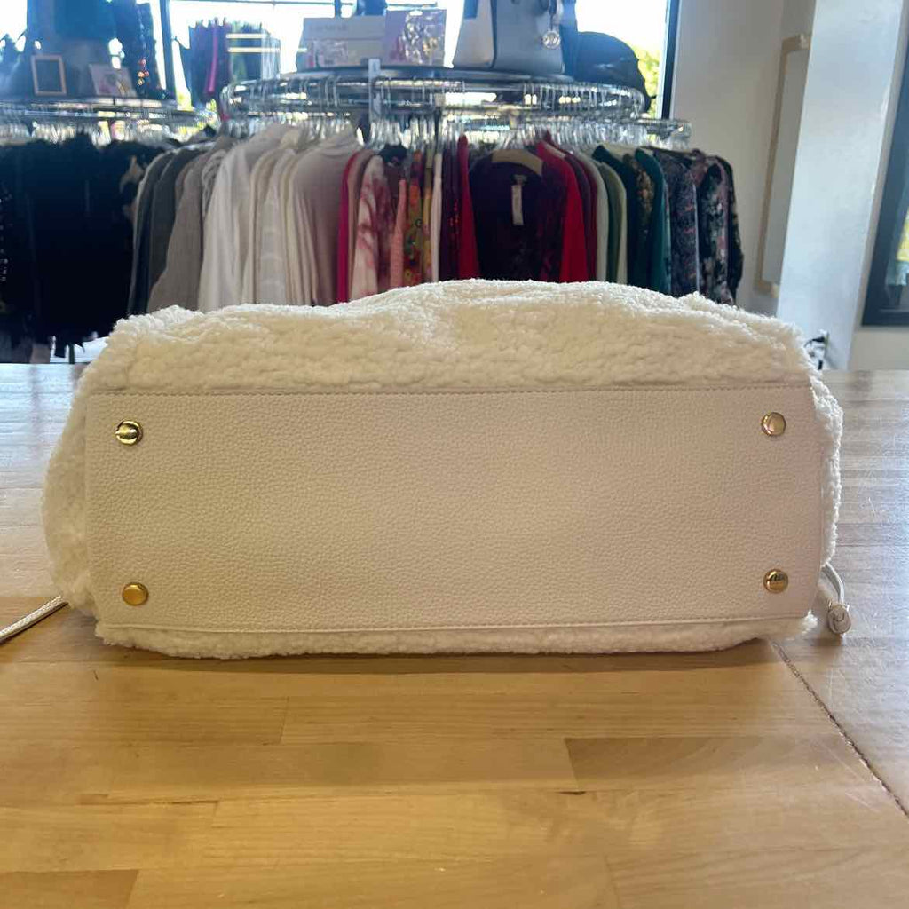 On 34th Jyyll Sherpa Medium Tote
