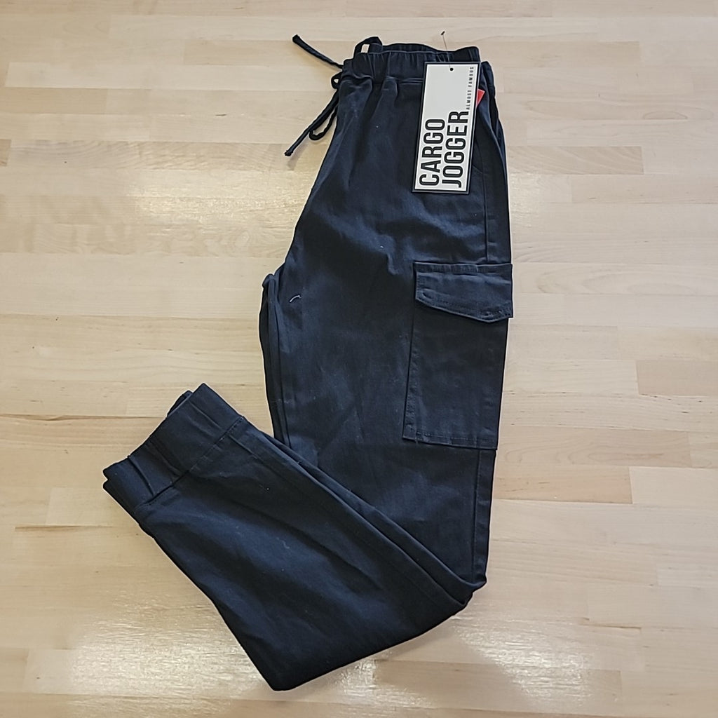 Almost Famous Size M Black cargo