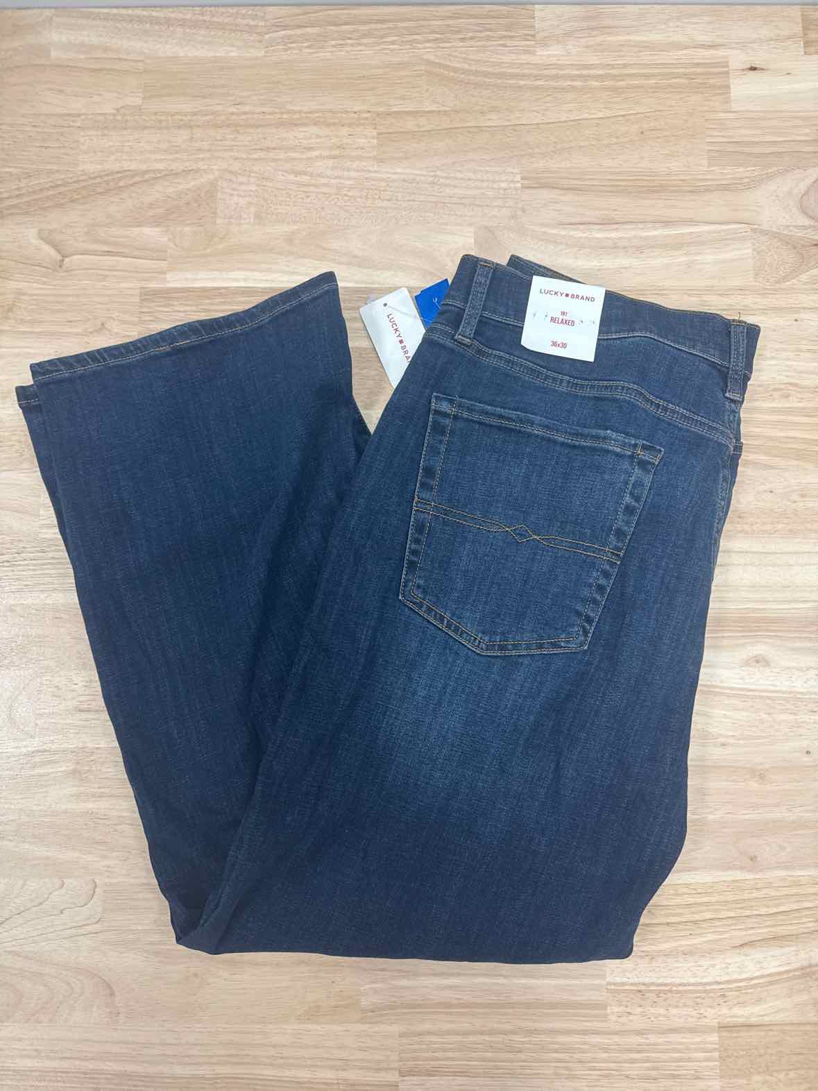 Lucy Size 36x30 dark blue MENS Jeans