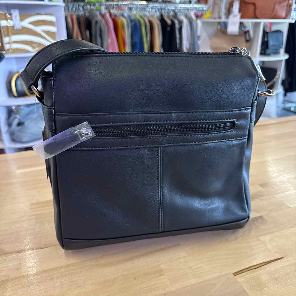 Giani Bernini Nappa Leather Front Zip Crossbody - Black/Silver NWT