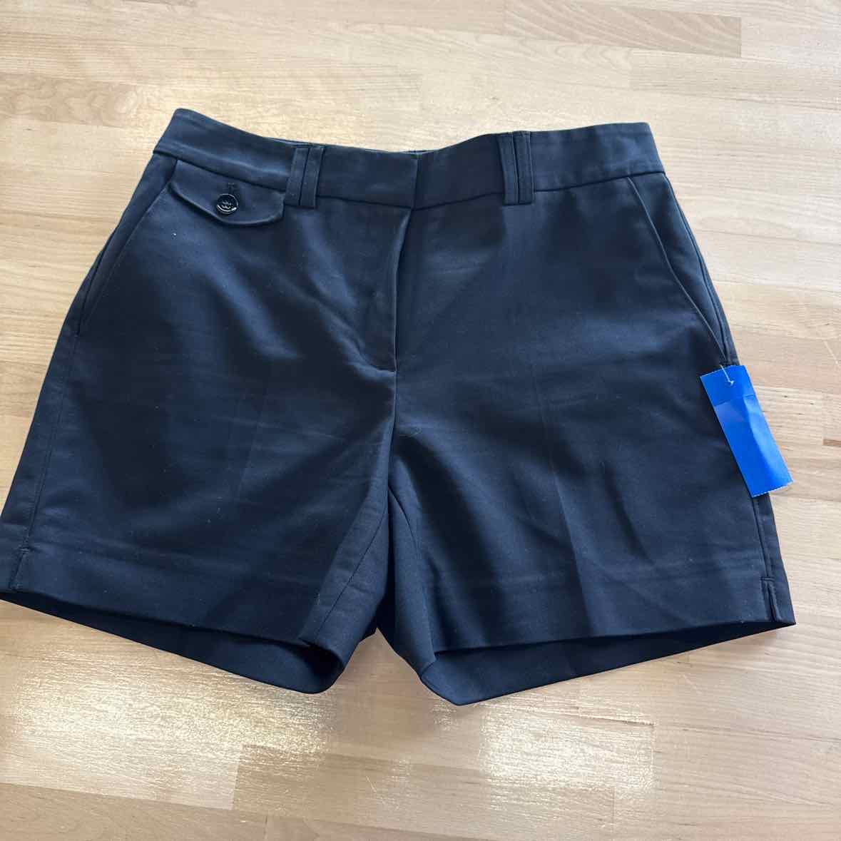 White House Black Market Size 2 Black Shorts