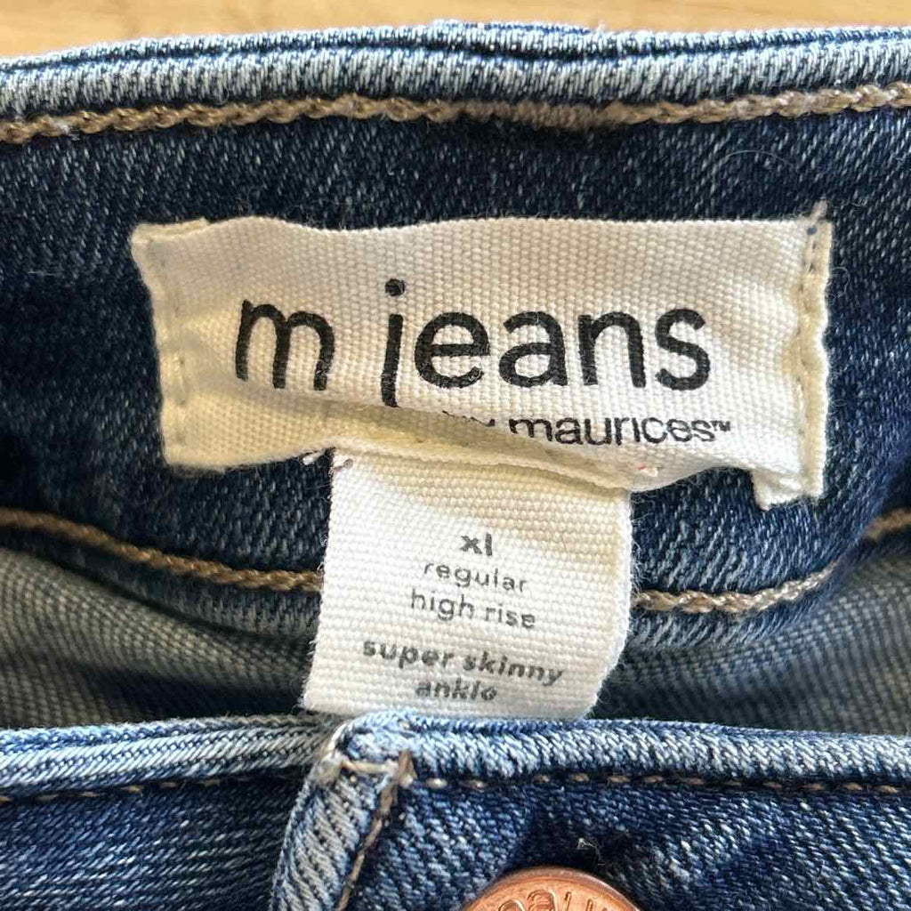Maurices Size XL Blue Denim Preloved Jeans