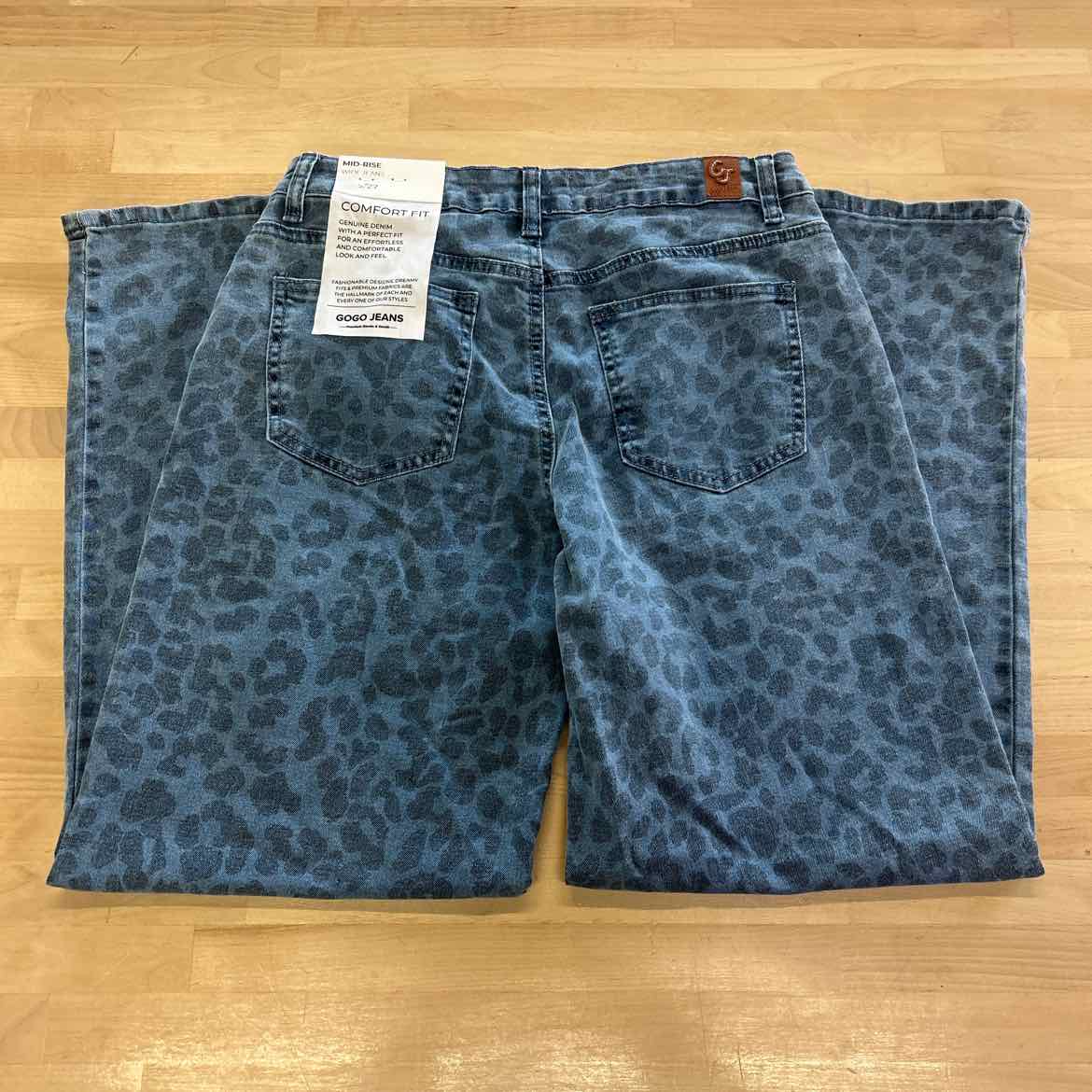 Juniors' Tonal Leopard-Print Wide-Leg Jeans - Medium Wash - 5