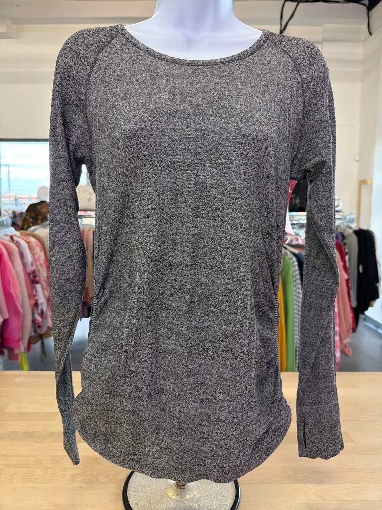 Athleta Size S Gray Athletic Long Sleeve