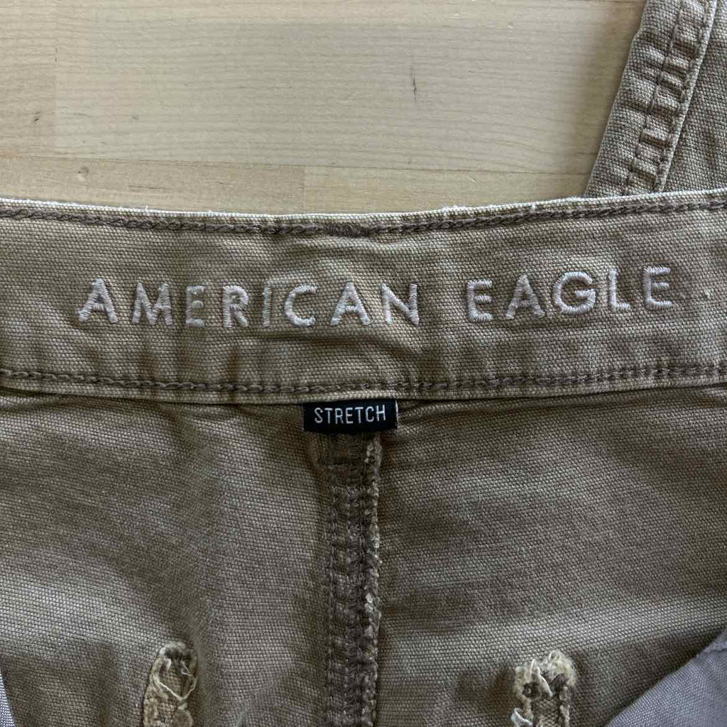 American Eagle Size 0 Khaki Preloved Cargo
