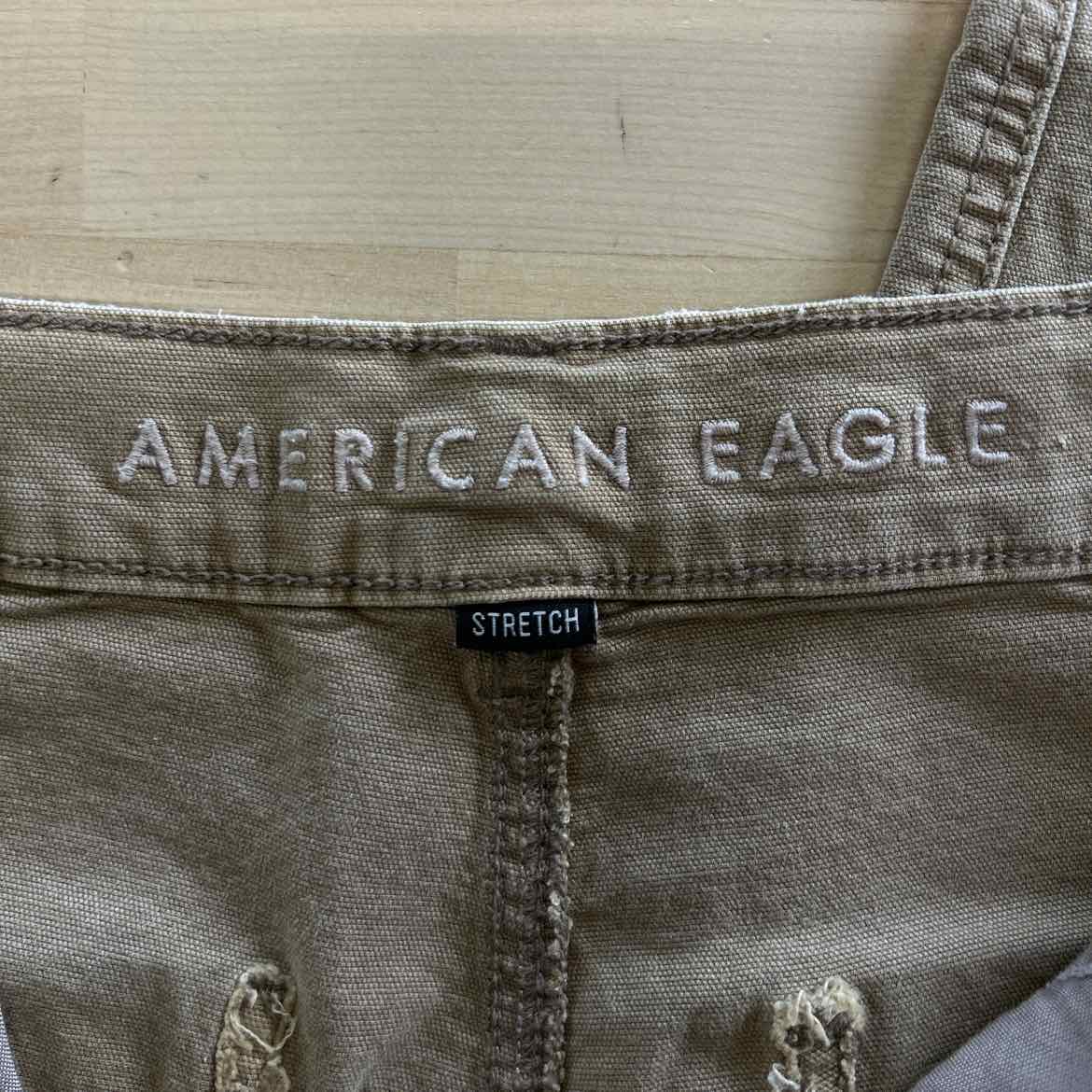 American Eagle Size 0 Khaki Preloved Cargo