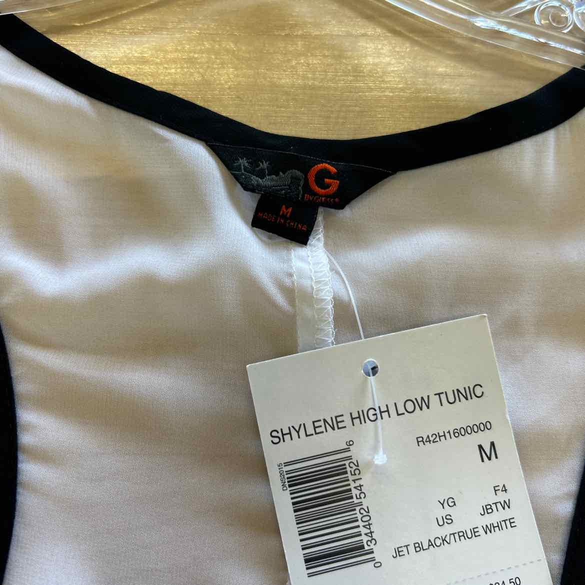 Guess Size M Black/White Tunic