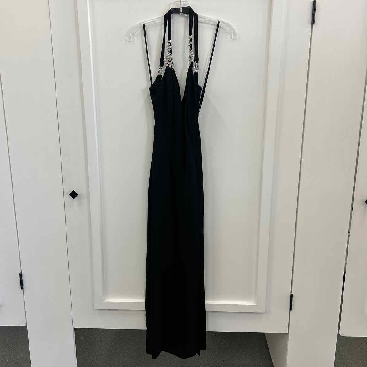 Cache Size 4 Black Preloved Dress