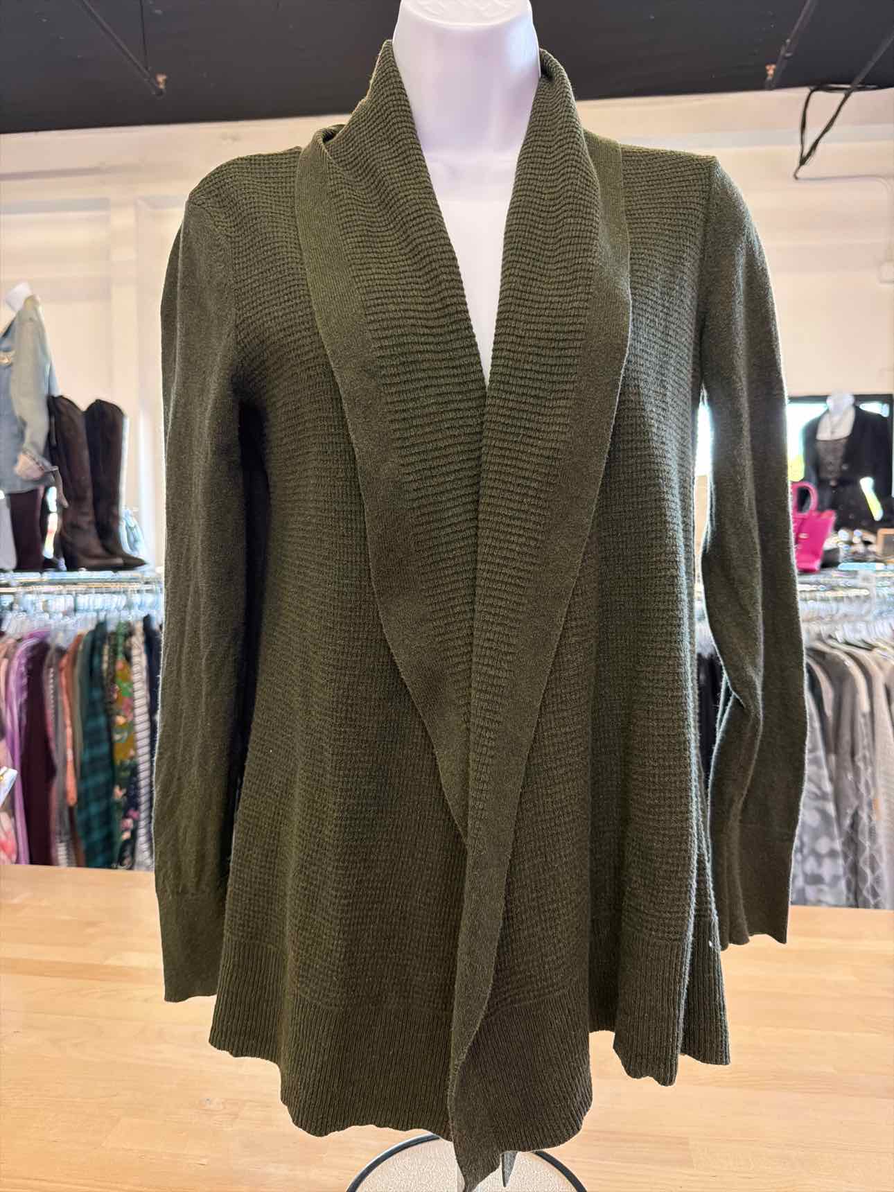Gap Size XS Green Cardigan