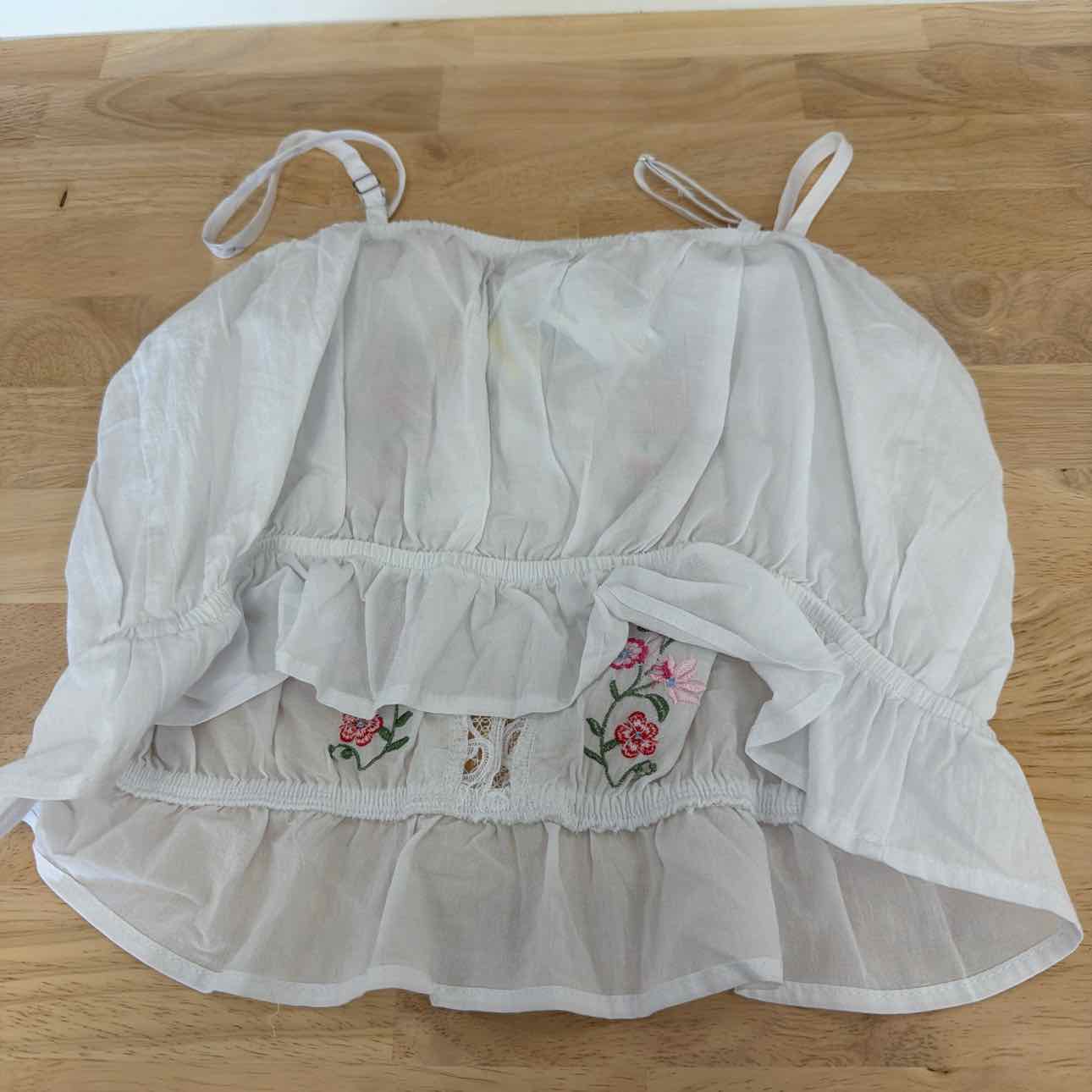 Self E Size M Lace-Trim Embroidered Peplum Tank Top