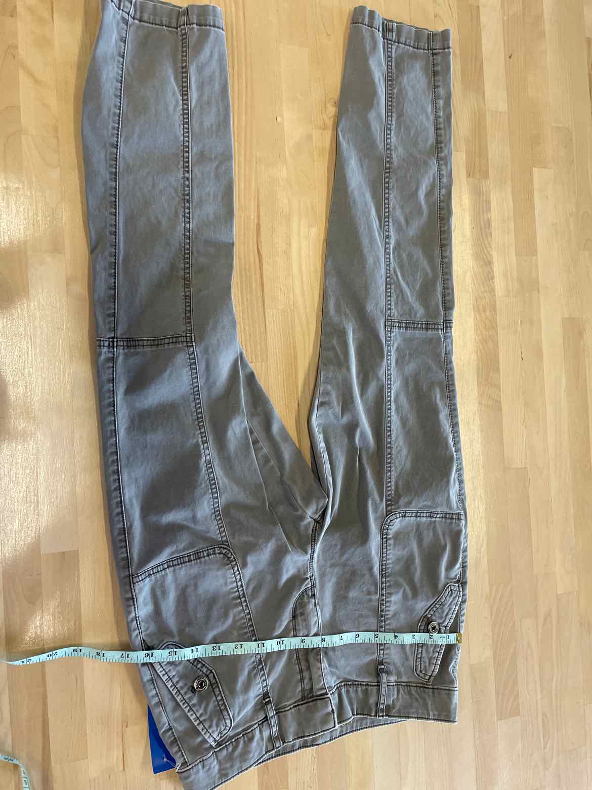 Pret-A-Jet Size 4 Gray Pants