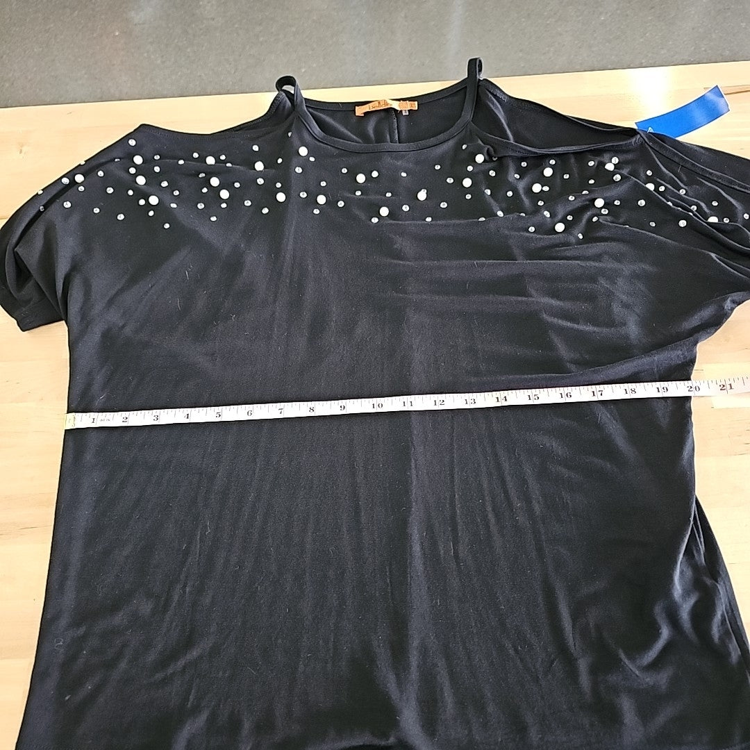 Belldini Size L Black Blouse
