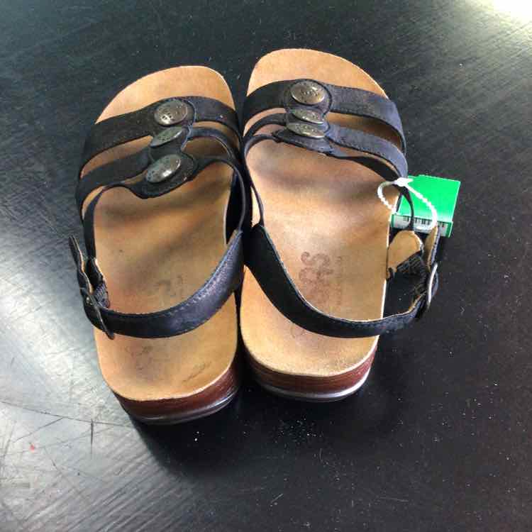 SAS Size 6.5 Black Sandals