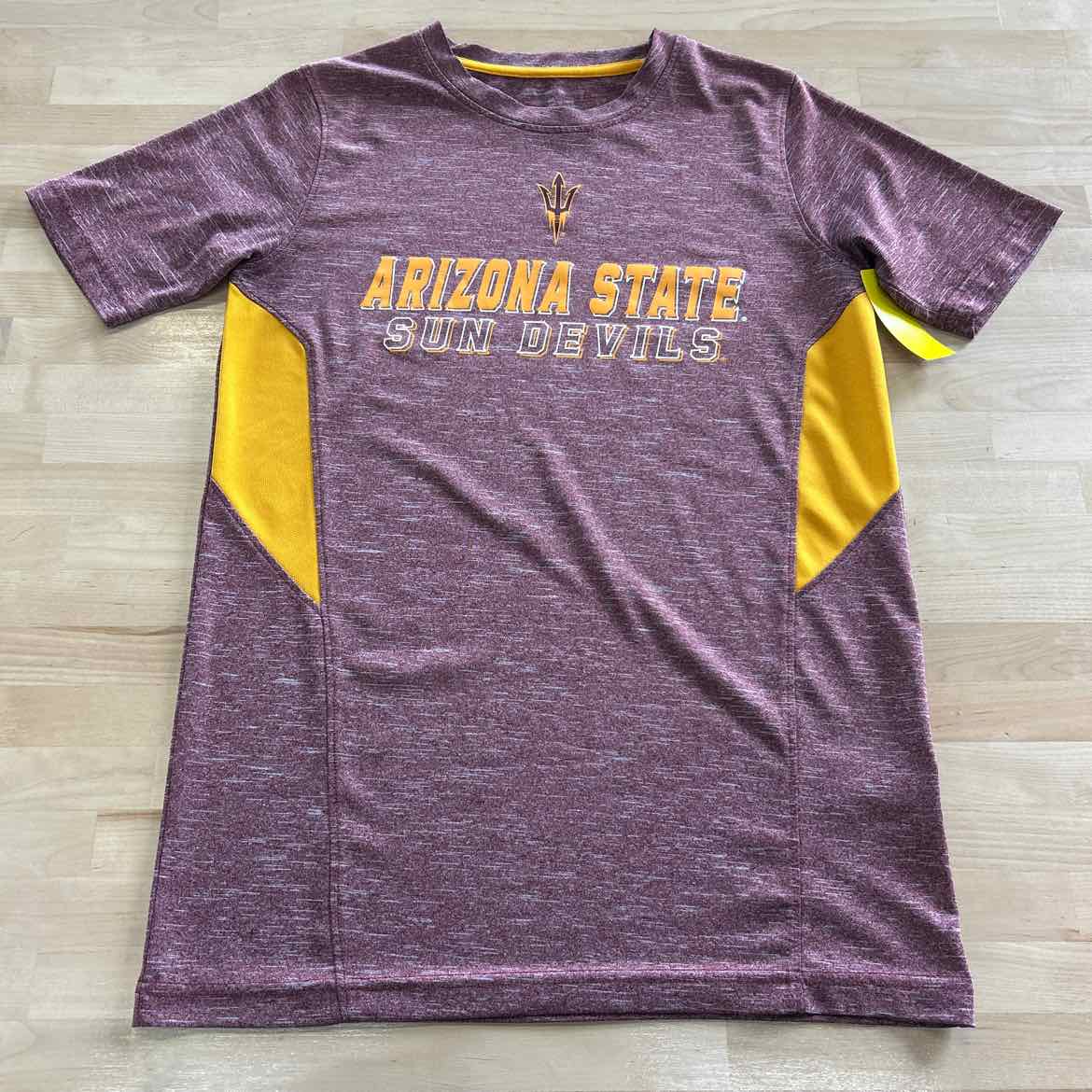 Champion Size S Burgundy Athletic Tee