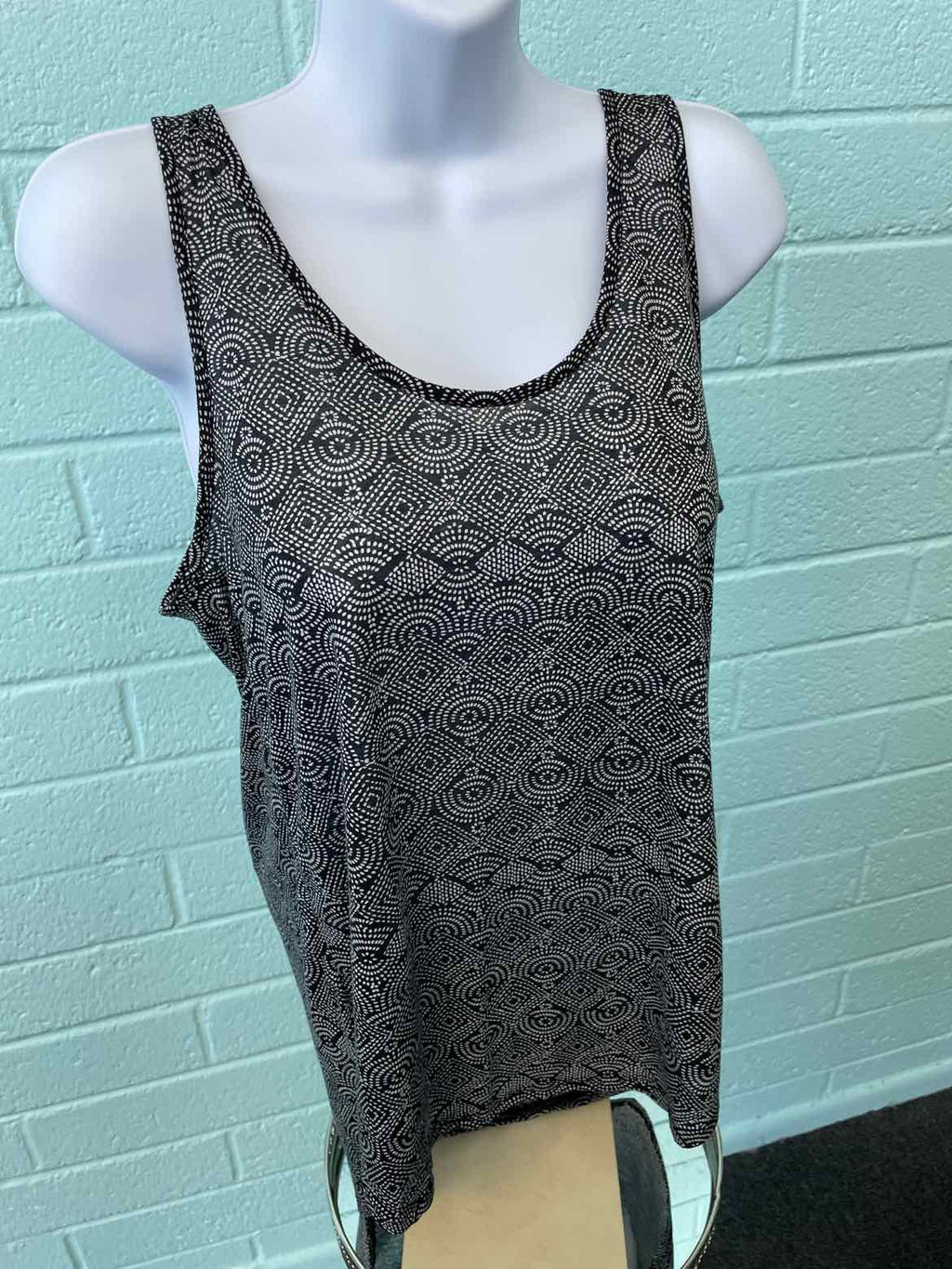 H&M Size S Black White Sleeveless