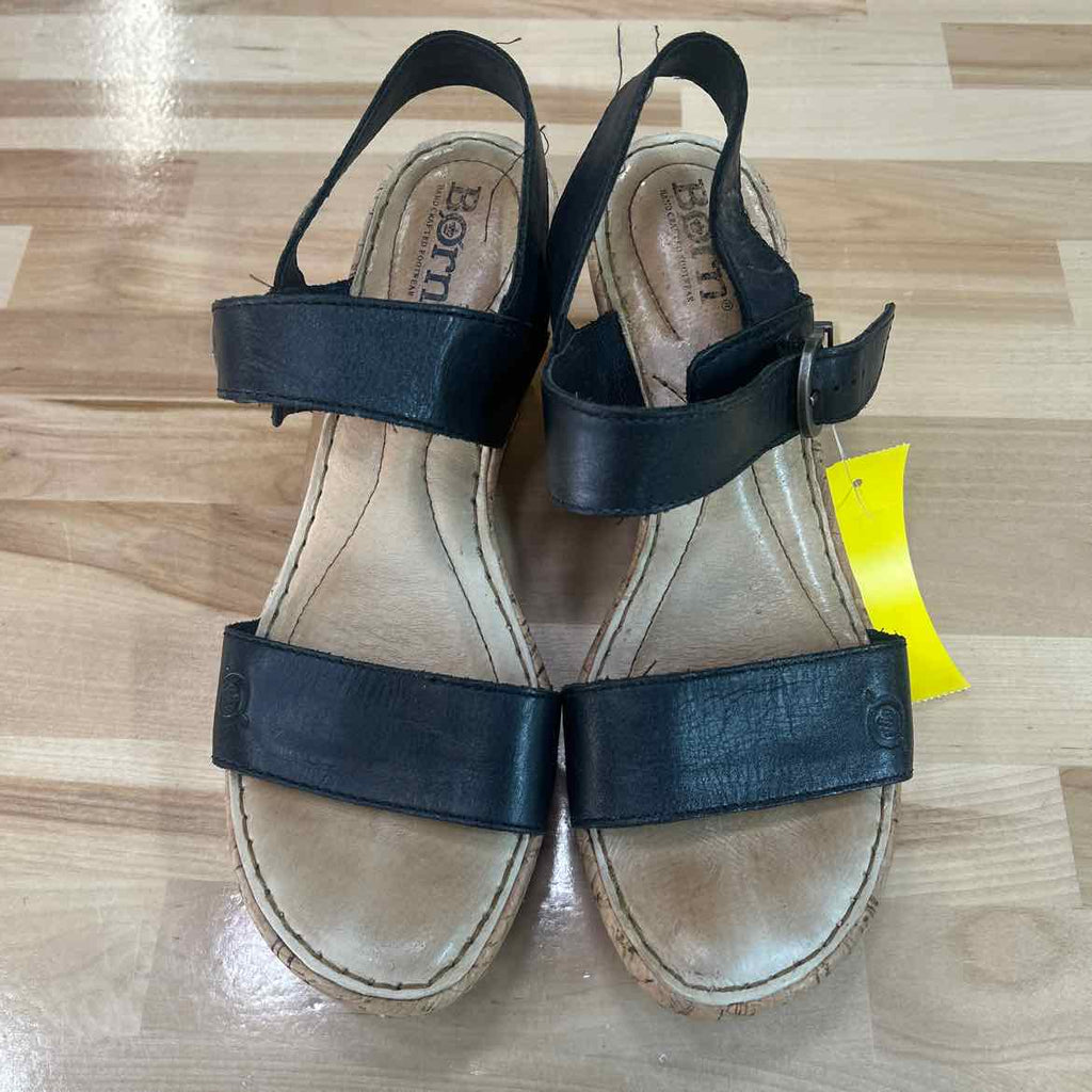 Born Size 6.5 Black/Brown Preloved Wedges