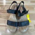 Born Size 6.5 Black/Brown Preloved Wedges