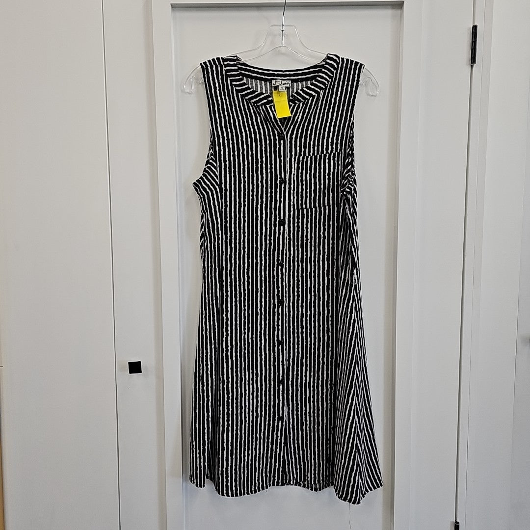 J For Justify Size 2X Black White Dress