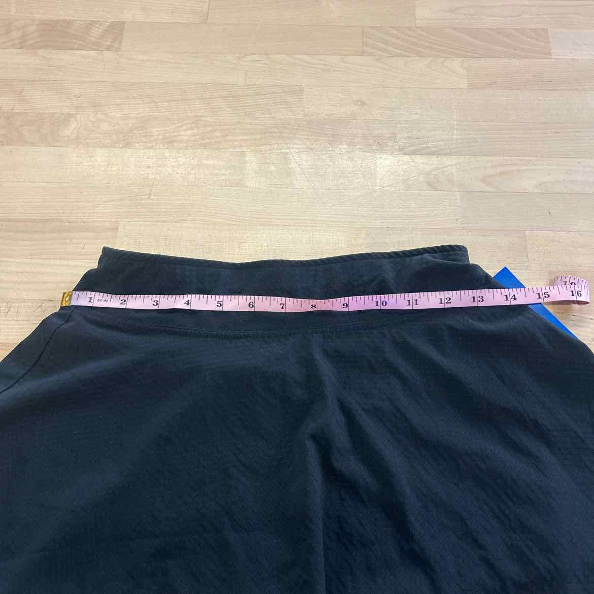 Prince Women Size XS Black Preloved Skorts
