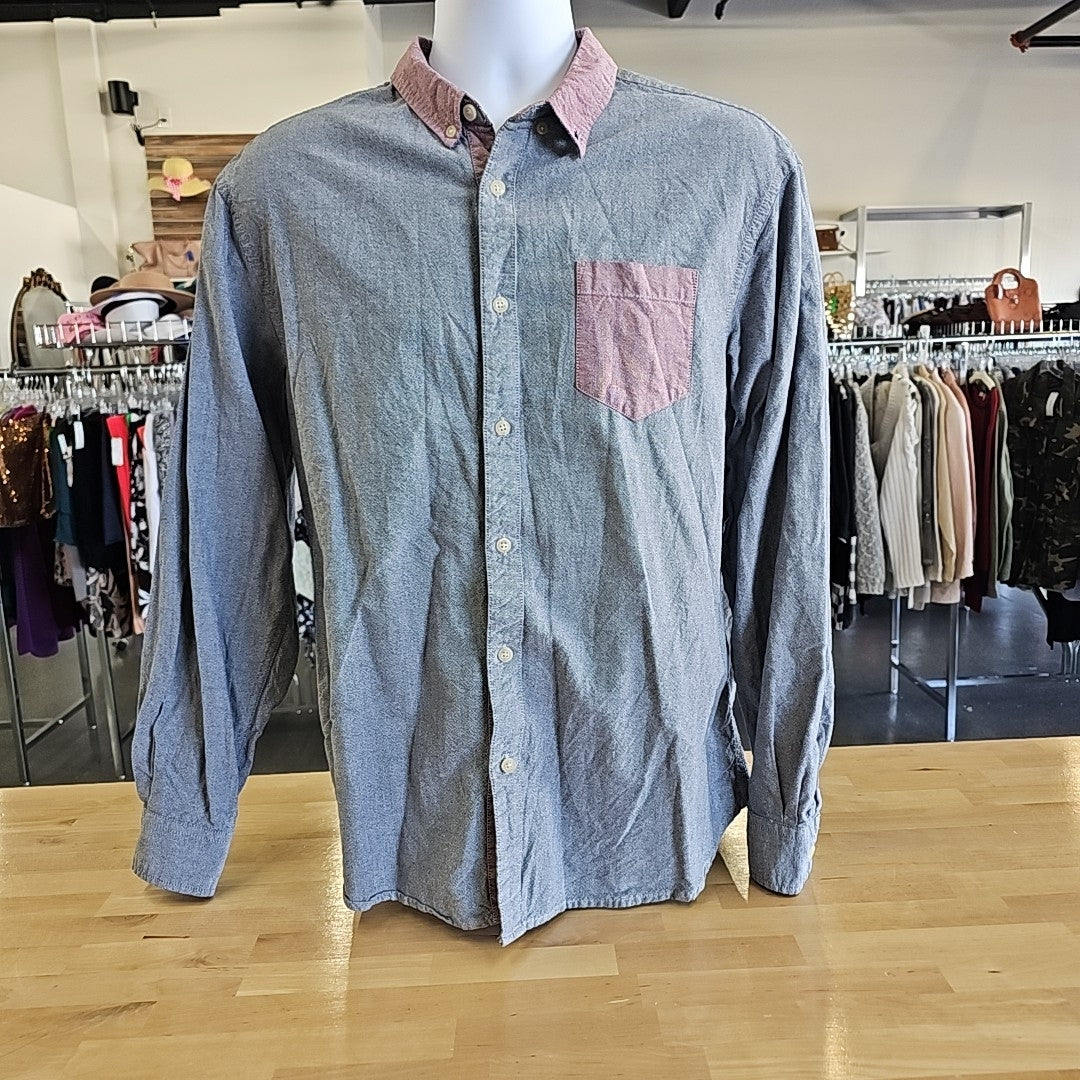 Retrofit Size XL Gray MENS Button Down Shirt