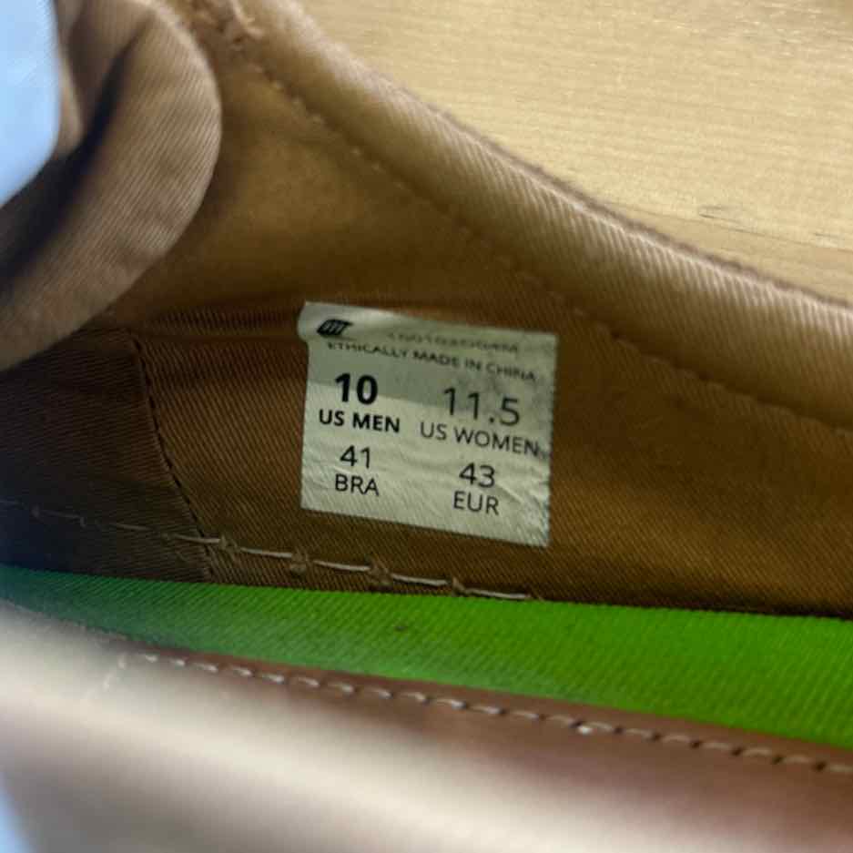 Cariuma Men's Size 10 Brown MENS Sneakers