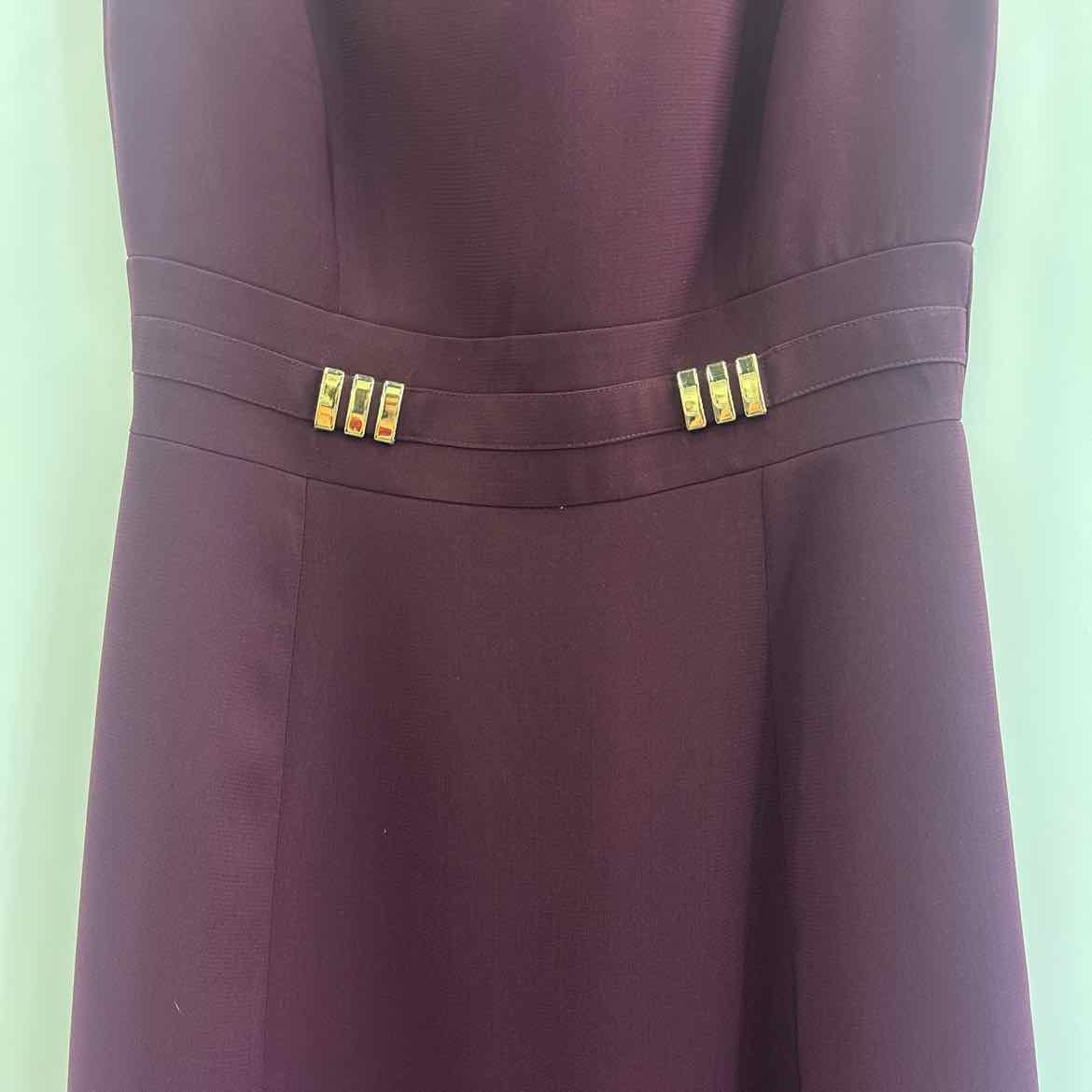 Tahari Size 4 Purple Preloved Dress