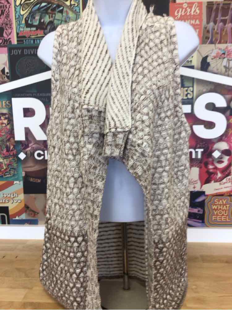 Chico's Size 1 Gray Preloved Sleeveless