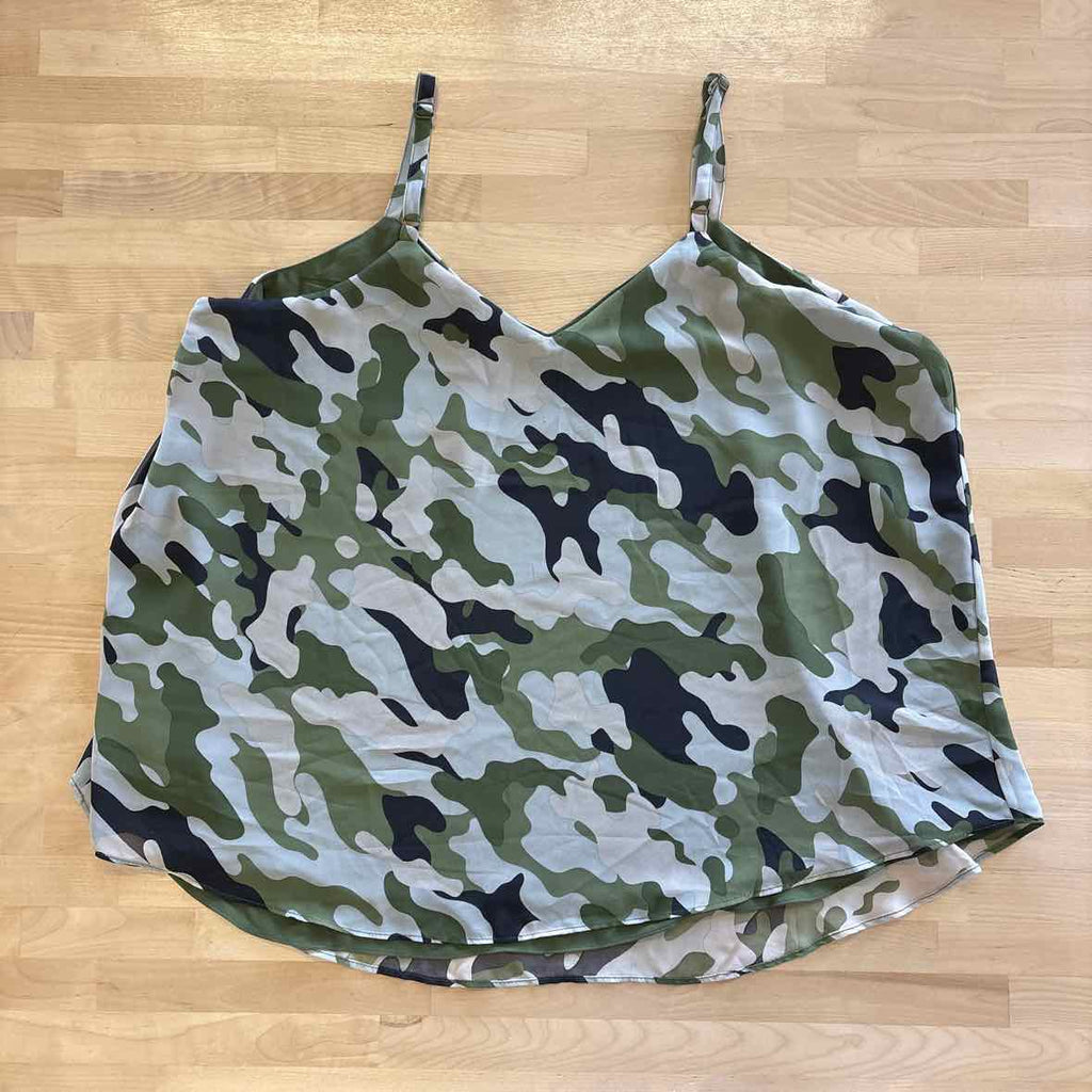 Torrid Size 1 Green Tank