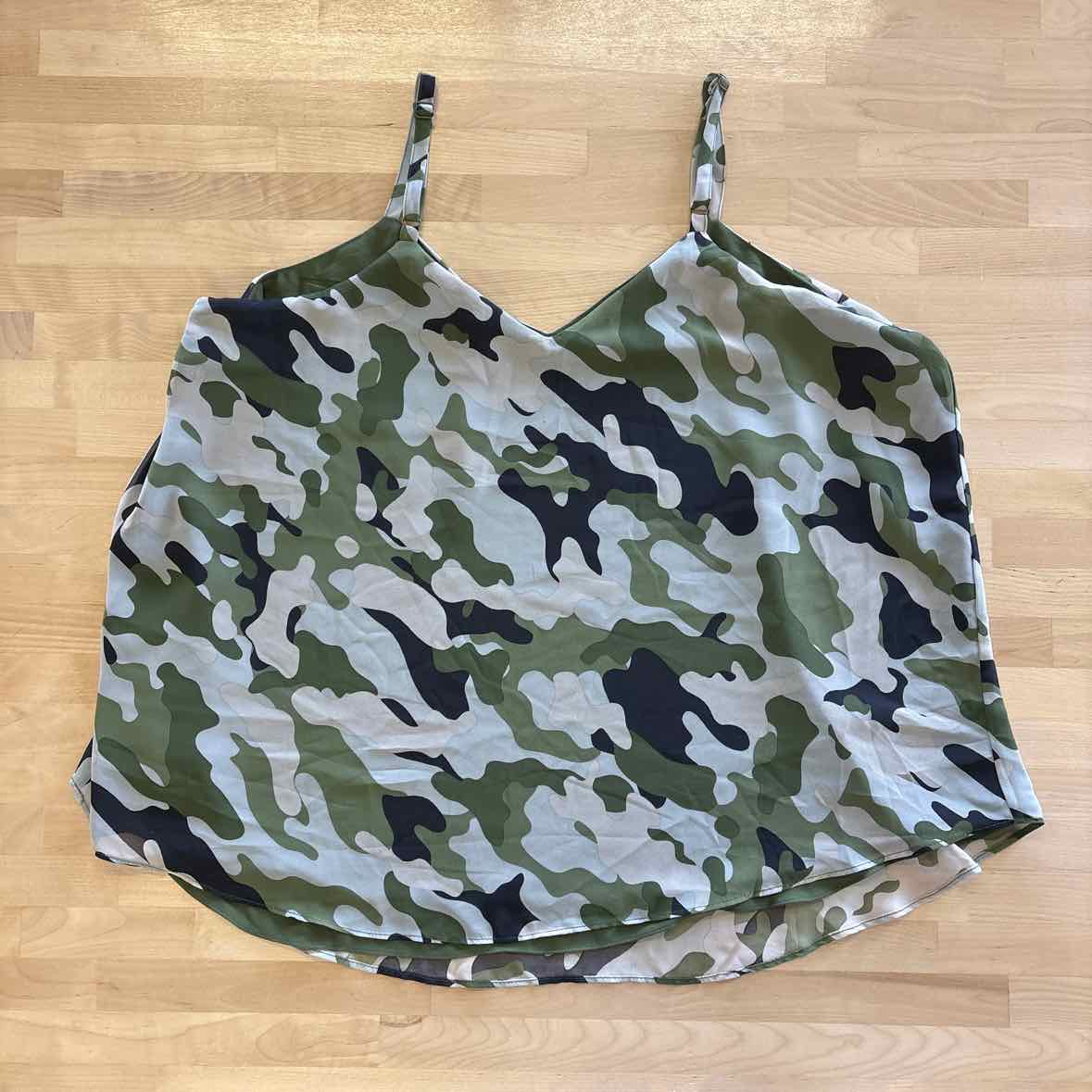 Torrid Size 1 Green Tank